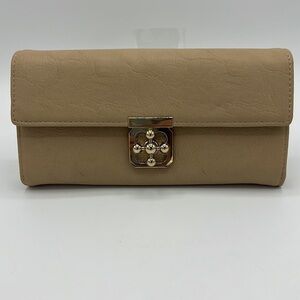 CHARMING CHARLIE TAN AND GOLD WALLET CLUTH CROSSBODY PURSE